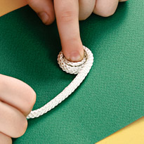 Изготовление кругов из шнура. Шаг 1