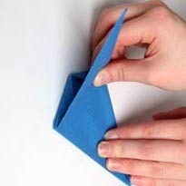 Синий дракончик из бумаги. Оригами. Шаг 16