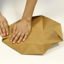 Граненая подарочная коробочка своими руками: оригами. Шаг 3