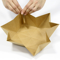 Граненая подарочная коробочка своими руками: оригами. Шаг 4