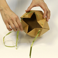 Граненая подарочная коробочка своими руками: оригами. Шаг 6