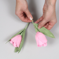 Как сделать тюльпан из бумаги. Шаг 8